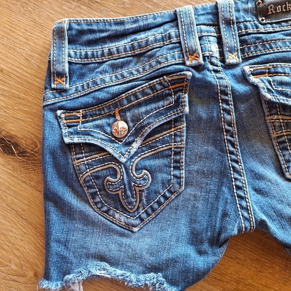 ☆Rock Revival Shorts☆ - Picture 10 of 12